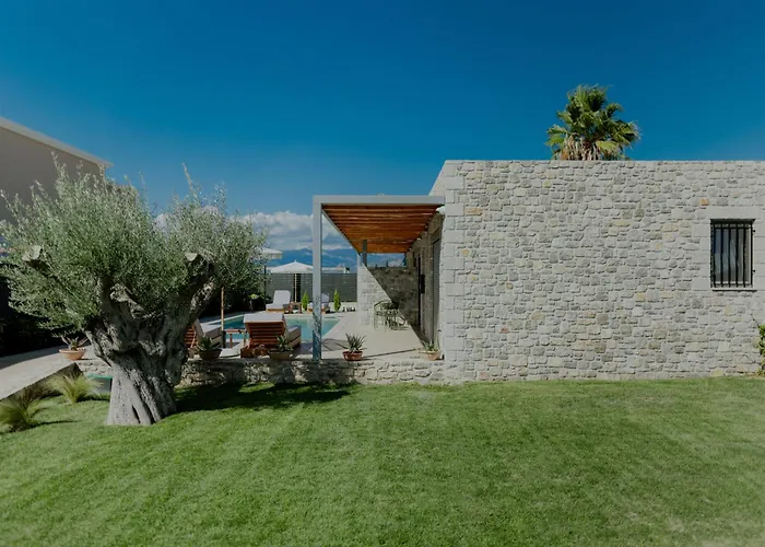 Niama Luxury Apartments Nafplio