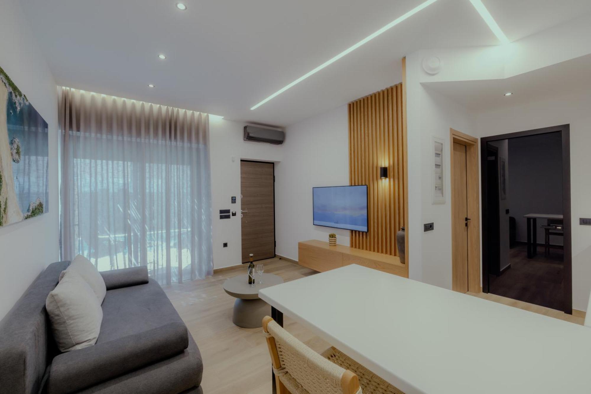 Niama Luxury